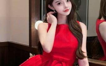 居然从17吃瓜首页看到了这么扯的东西，不能不说真有点意思