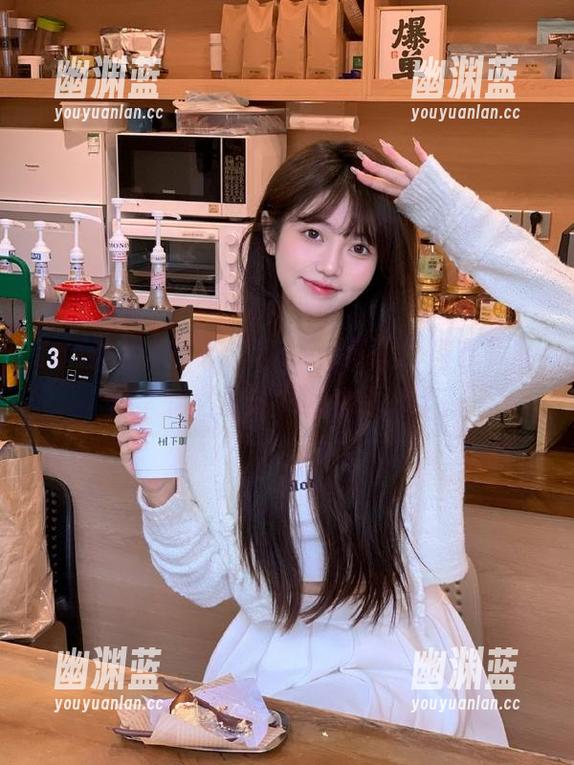51吃瓜 51吃瓜cgfun网页:夸克竟然让人这么着迷?我也是醉了。