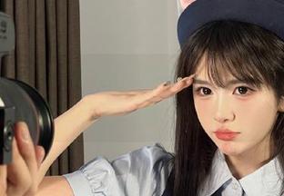 718.sx无意间更新，吃瓜小镇里却流传着一阵羞耻旋风。