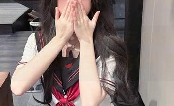 当我点开799su苹果版时，果然是无限吃瓜的快感，简直停不下来！