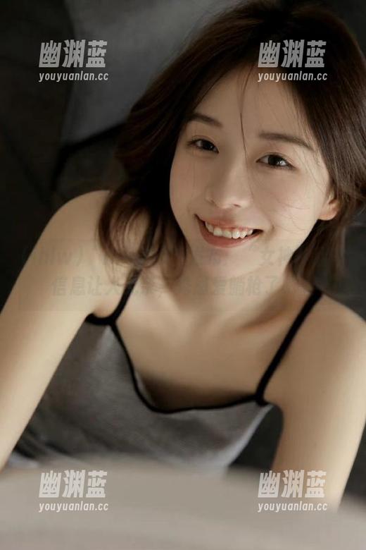 “ihlw09”发布：“女神”翻车信息让人无奈，秀恩爱躺枪了吧。