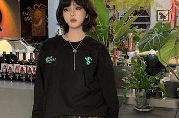 “www.吃瓜.cc”网址，居然又中了信号，还不来解锁我的八卦隐秘？