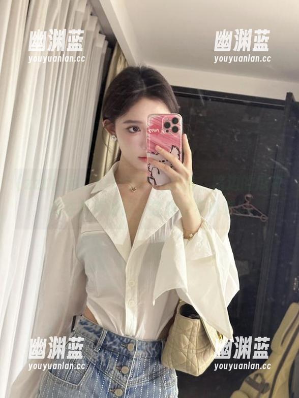 走“zztt333”线路，路边的瓜农都在低声讨论，这阵仗不小啊！