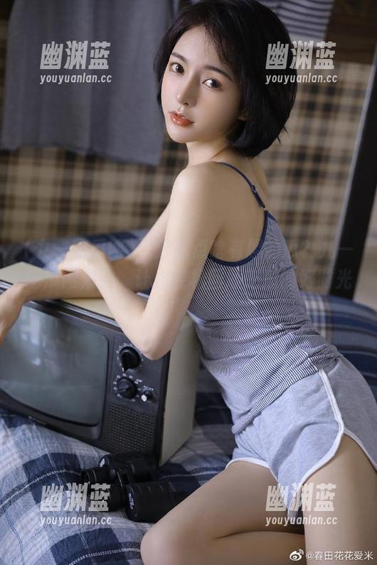 “分享点啥有趣的瓜？九一吃瓜网来啦，让你轻松回顾吃瓜的好时光”。