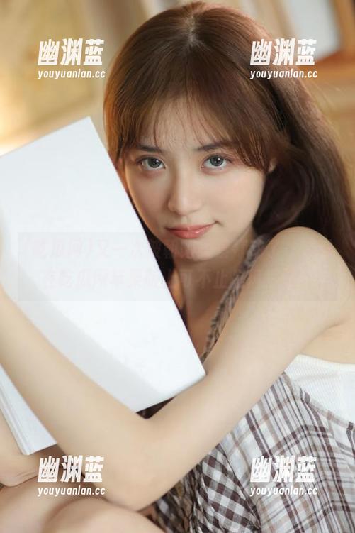 又一次被朝阳美景打动了，不过在吃瓜网苹果版上可不止是风景好！