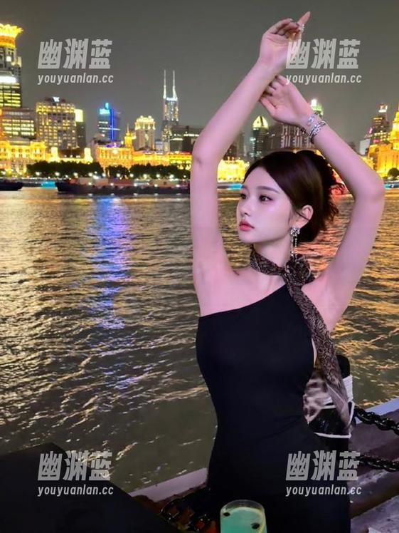 吃瓜论坛 登录“吃瓜论坛”,总有让人心潮澎湃的八卦等着你!