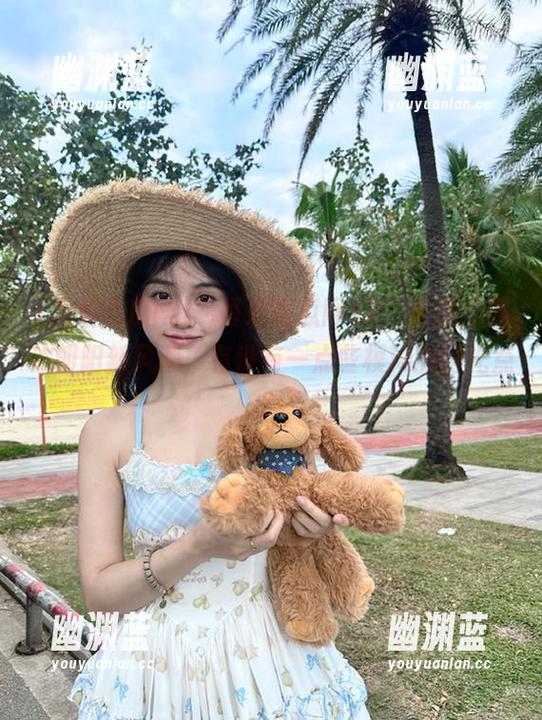 “吾爱吃瓜网52”来袭，直达朝阳新风潮，有没有一点些模糊的闪光点？