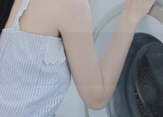 在线吃瓜基地，今天明星黑料有点毒啊…