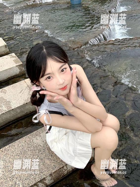 大家注意，明星黑料的入口正在热议不休中！