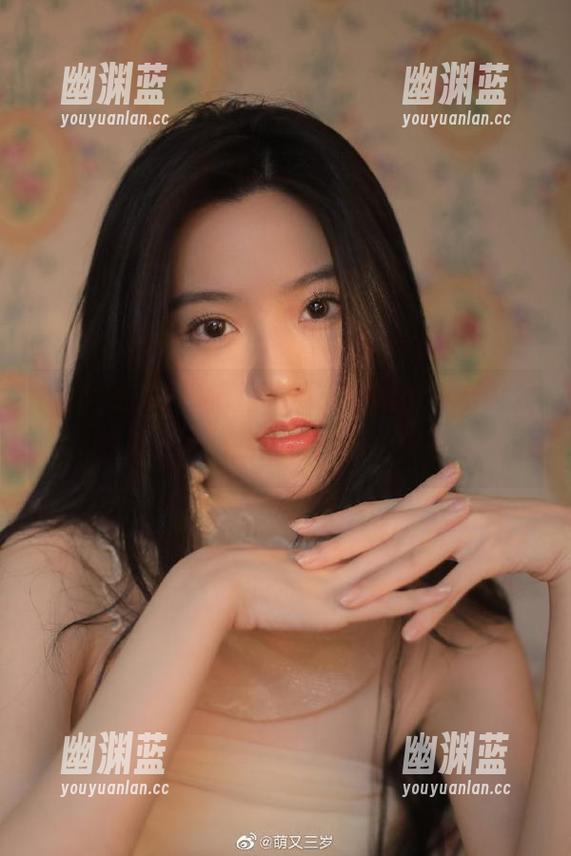 “海角吃瓜”的线路，吃得太投入了，我的心都“瓜”掉了。