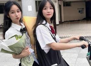 “网曝吃瓜”的“网址”成了新“社交现场”，你来吗？