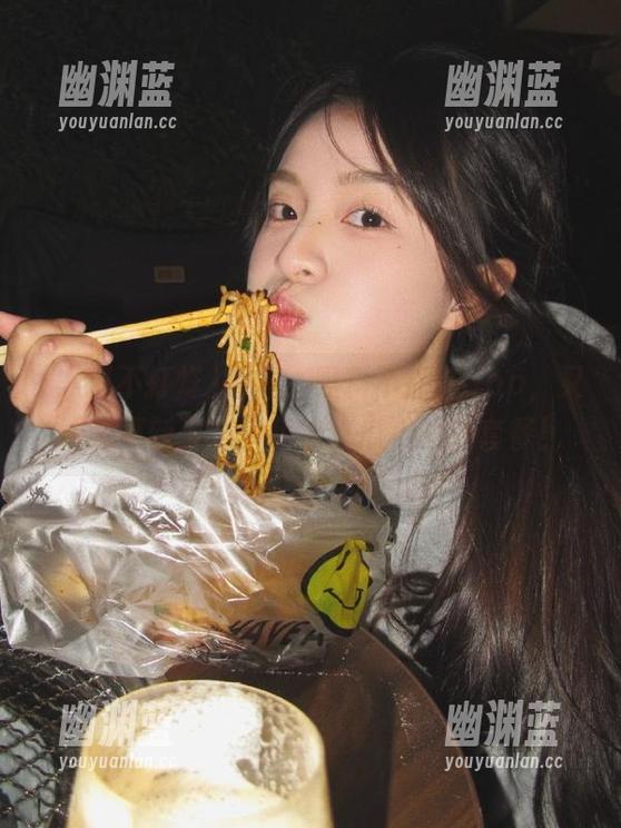 嘻嘻，黑料不打烊app，又给我更新了个“免费吃瓜”的新套餐！