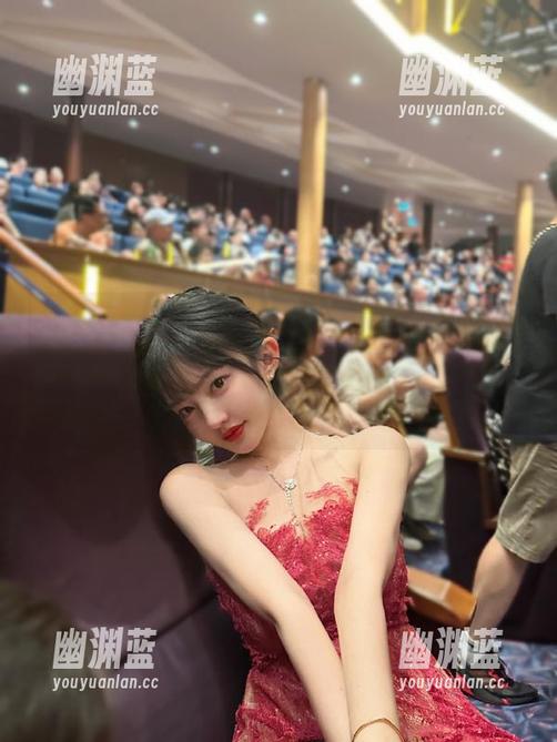 下载黑料不打烊，上演“新闻快车”，加速送到你眼前，让你成为朋友圈的八卦大咖！