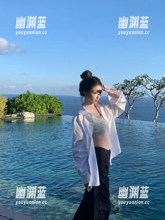 这波黑料吃瓜的链接可以立马抵消十分钟的空虚哦，快点击！