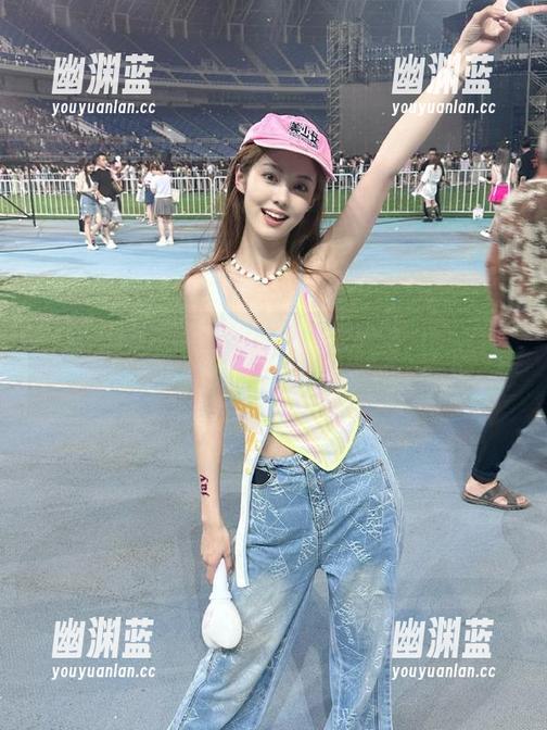 黑料吃瓜app更新，手速慢的我已经落后了…
