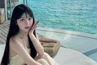 视频里的“万篇长征黑料正能量”让我意识到，我的黑暗是如此闪耀…