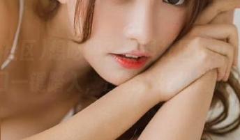 想吃吗？黑料社区app官网入口一键踏入，沙发上轻松搞定！