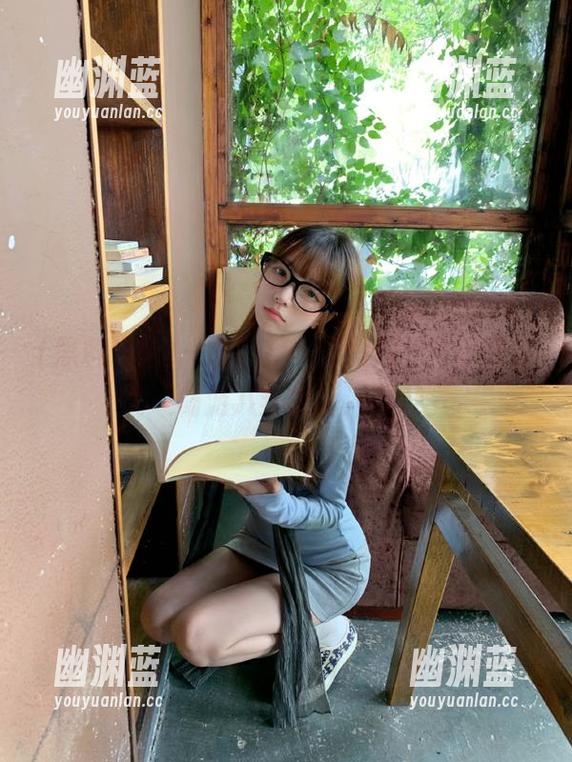 一键链接“黑料网站”，带你畅游八卦的海洋～